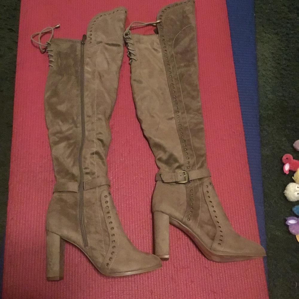 Women’s Tall Buckle Detail Heeled Thigh High Boots - Taupe 10
